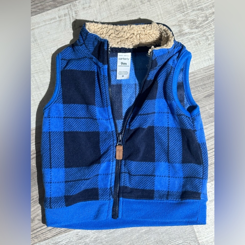 Carters 9m infants vest